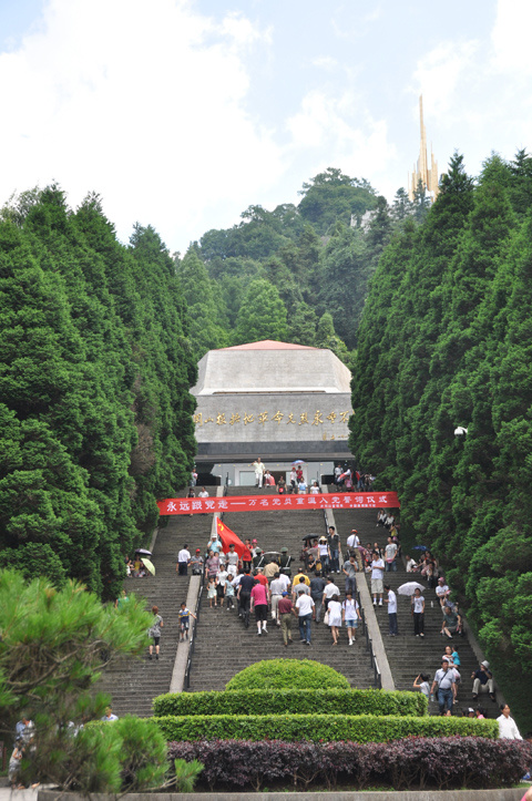 苏北、金沙分公司“七一”节赴井冈山缅怀先烈